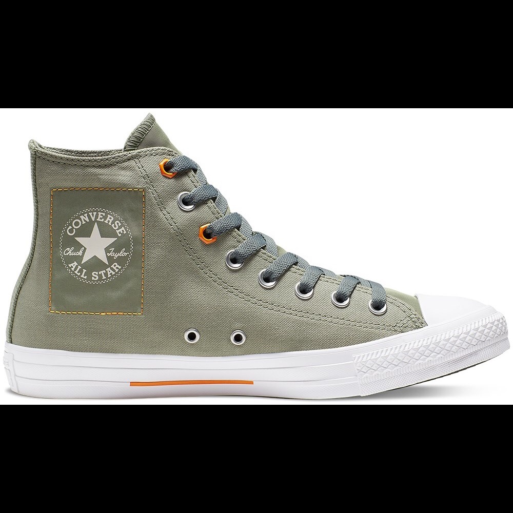NWT Converse Chuck Taylor All Star Flight School